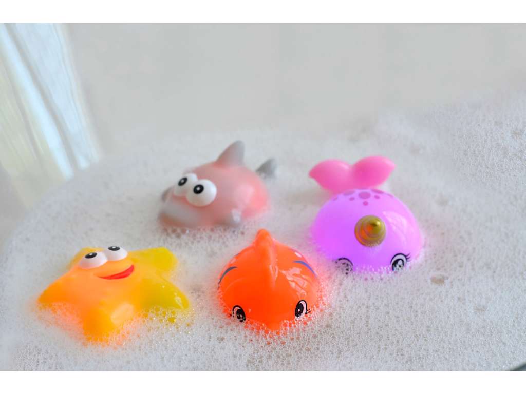 Havbadedyr med lys - fire forskellige