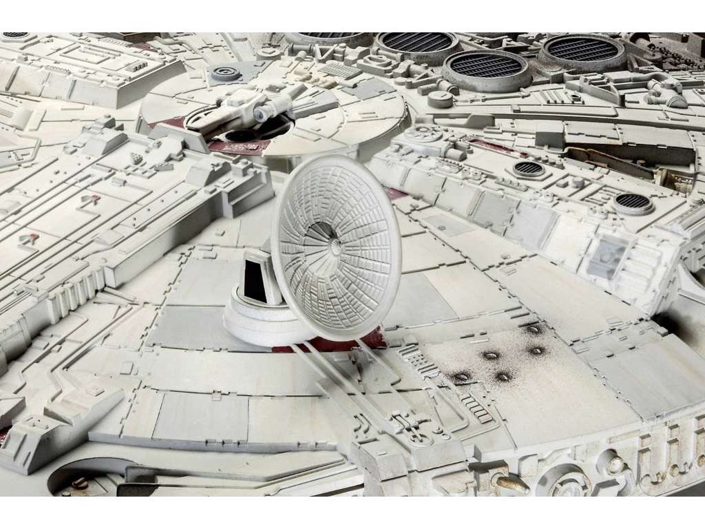 Millennium Falcon 1:72 model fra Revell