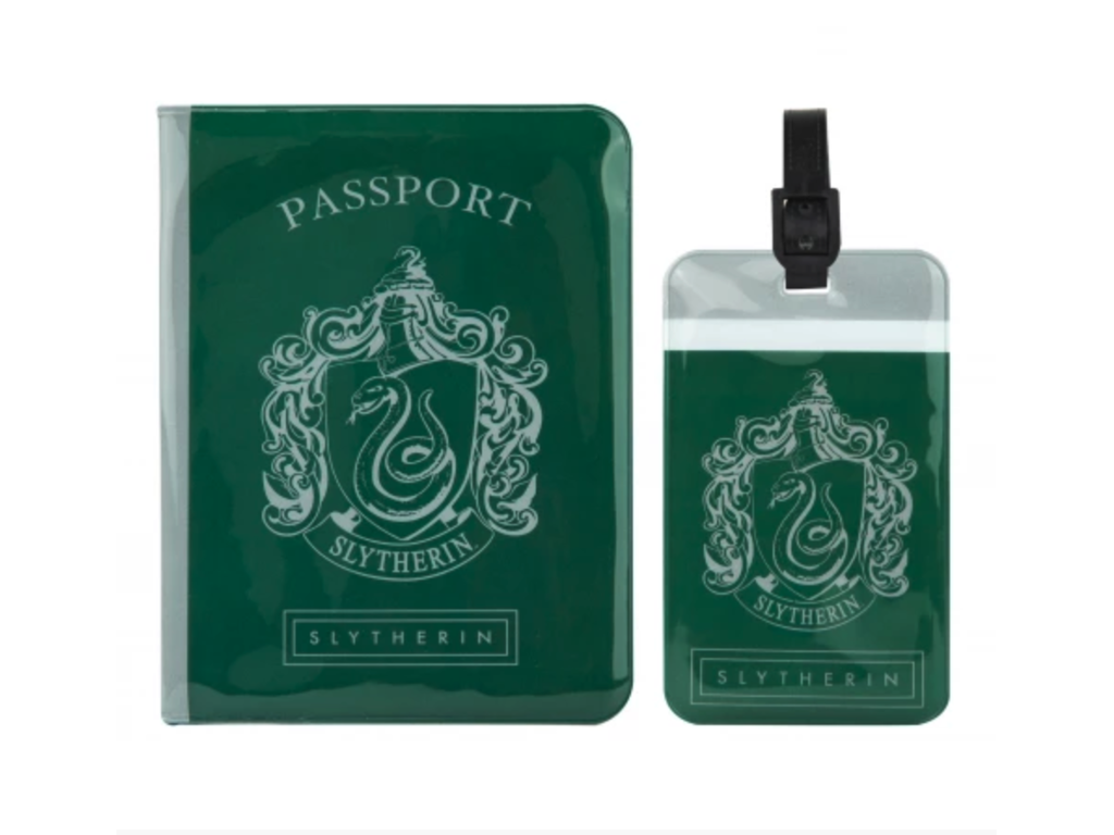 Slytherin pas cover og kuffertmærke - Harry Potter fra Cinereplicas