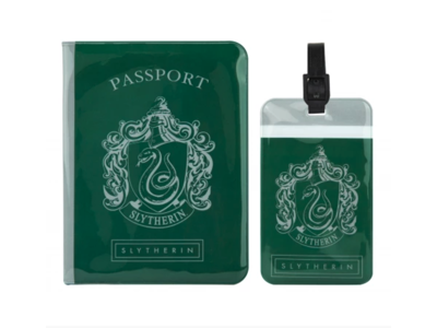 Slytherin pas cover og kuffertmærke - Harry Potter fra Cinereplicas