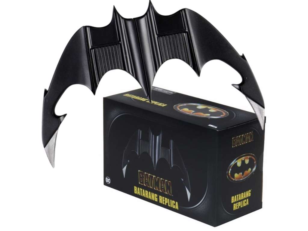 DC Comics: Batman 1989 Movie Batarang Prop Replica