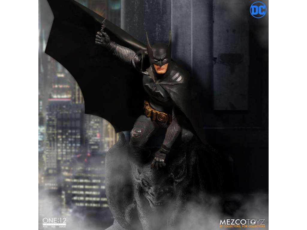 DC Comics action figur af 1/12 Batman Ascending Knight på 17 cm