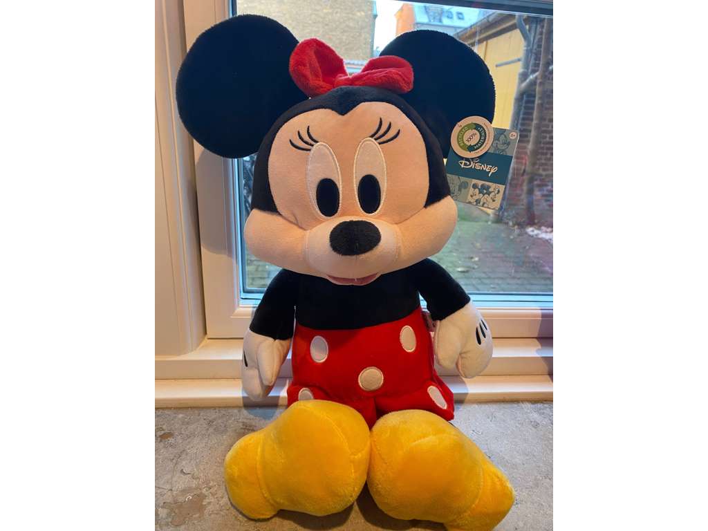 Minnie Mouse på 45 cm af genbrugsmateriale