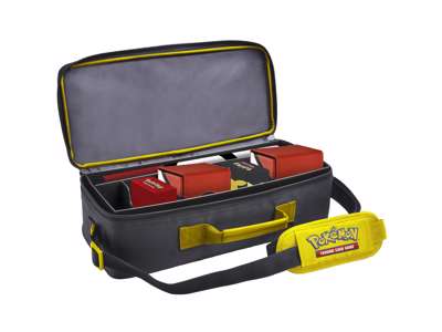 Pikachu Deluxe Gaming Trove taske fra Ultra PRO