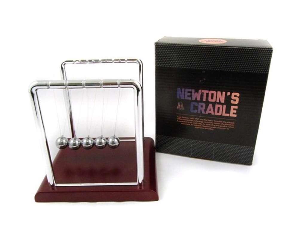 Newtons vugge 13 cm