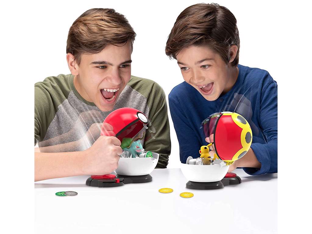 Pokémon Surprise Attack Game - Charmander & Riolu