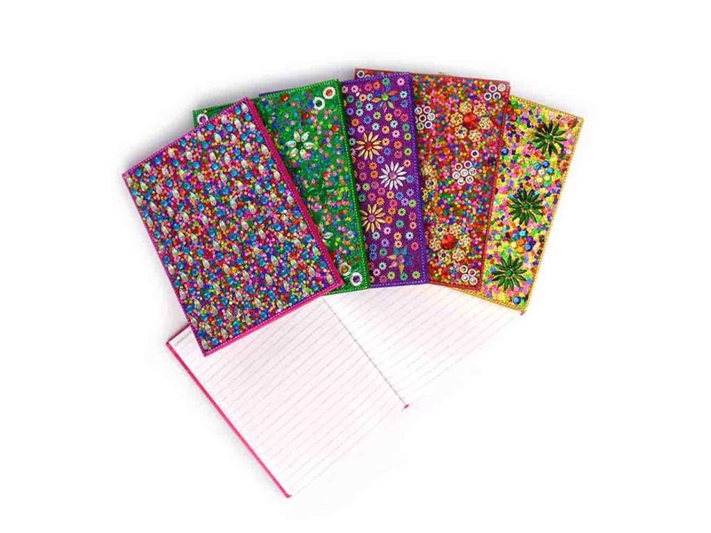 Notesbog med glitter mønster – 15 x 20.5 cm