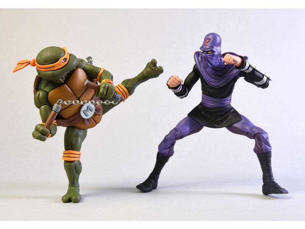 Teenage Mutant Ninja Turtles action figur 2-pak med Michelangelo vs Foot Soldier på 18 cm
