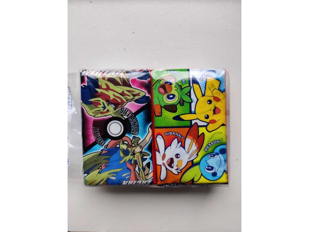 Lommetørklæder fra Japan med Pokémon