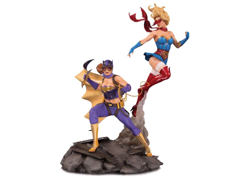 DC Bombshells Statue Batgirl & Supergirl Celebration 38 cm