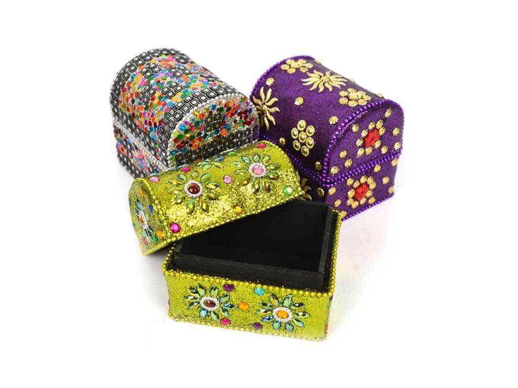 Stor æske med palietter