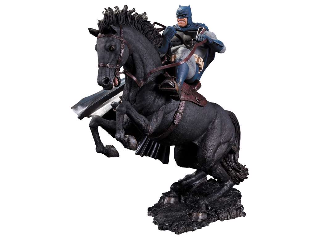 Batman The Dark Knight Returns A Call To Arms statue på 37 cm
