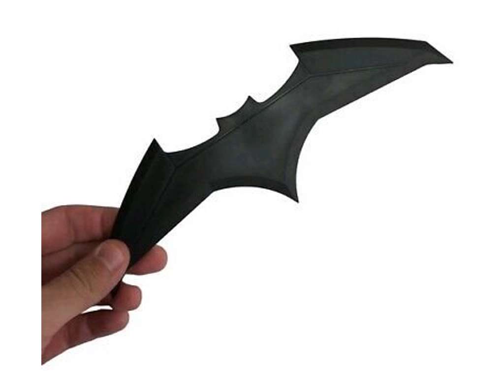 DC Comics: Batman - Batarang replica på 23 cm