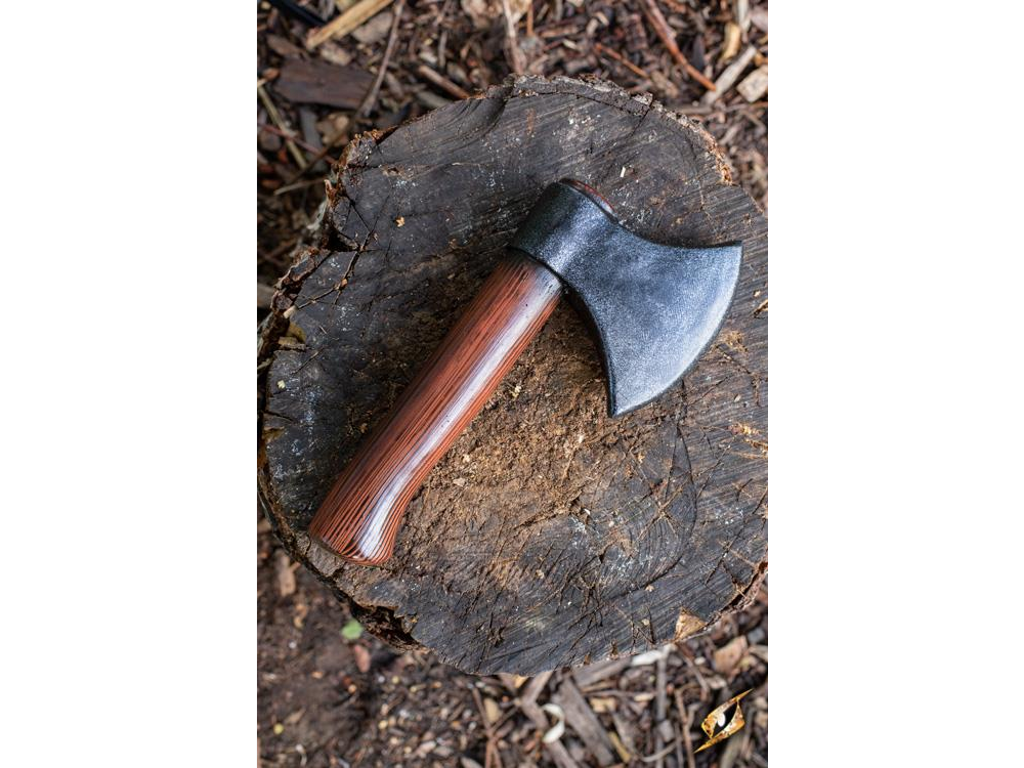 Hirdsman Throwing Axe